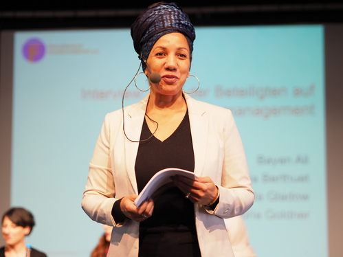 Miriam Siré Camara, Moderatorin