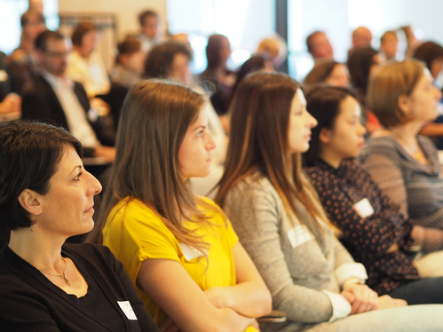 Dr. Sophia Berthuet, Anne Zunkel, Anastasiya Batuyeva, Linh Vu, Vertreterinnen der Modellstandorte 